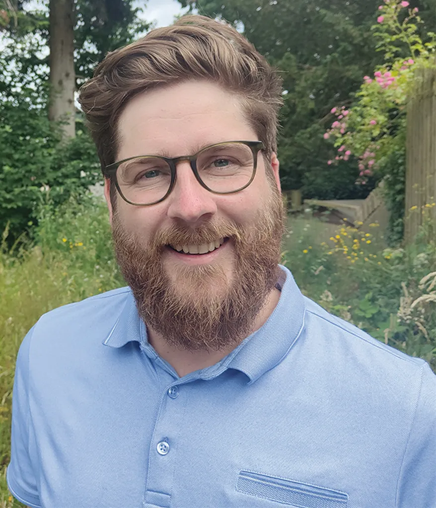 Portrait of Dr Duncan Harris, clinical psychologist