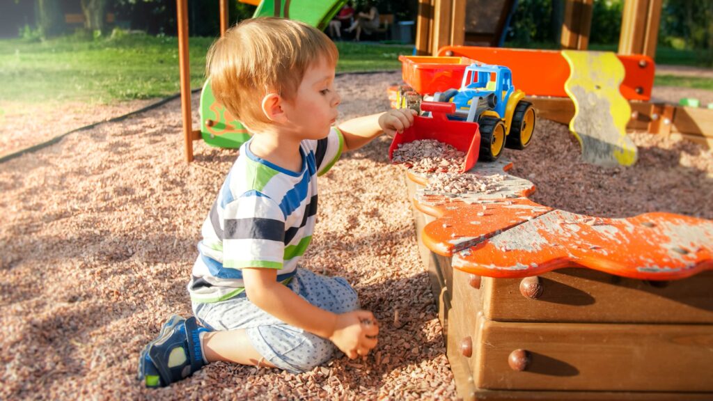 signs of autism in 3-year-olds